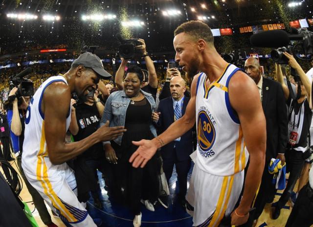 开云官网-【早报】这才是欧洲德比！拜仁2比2皇马剧情拉满！