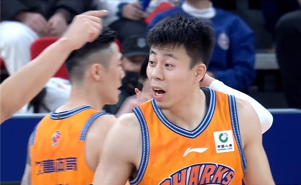 kaiyun-惨败19分！北京揪最大战犯，空篮不进忙活半天只抢1板，软如面条