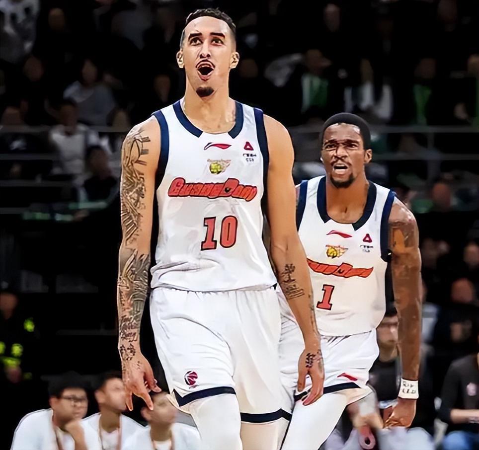 CBA最新积分榜:广厦7连胜,北控惨败23分,广东119-98吉林排第2