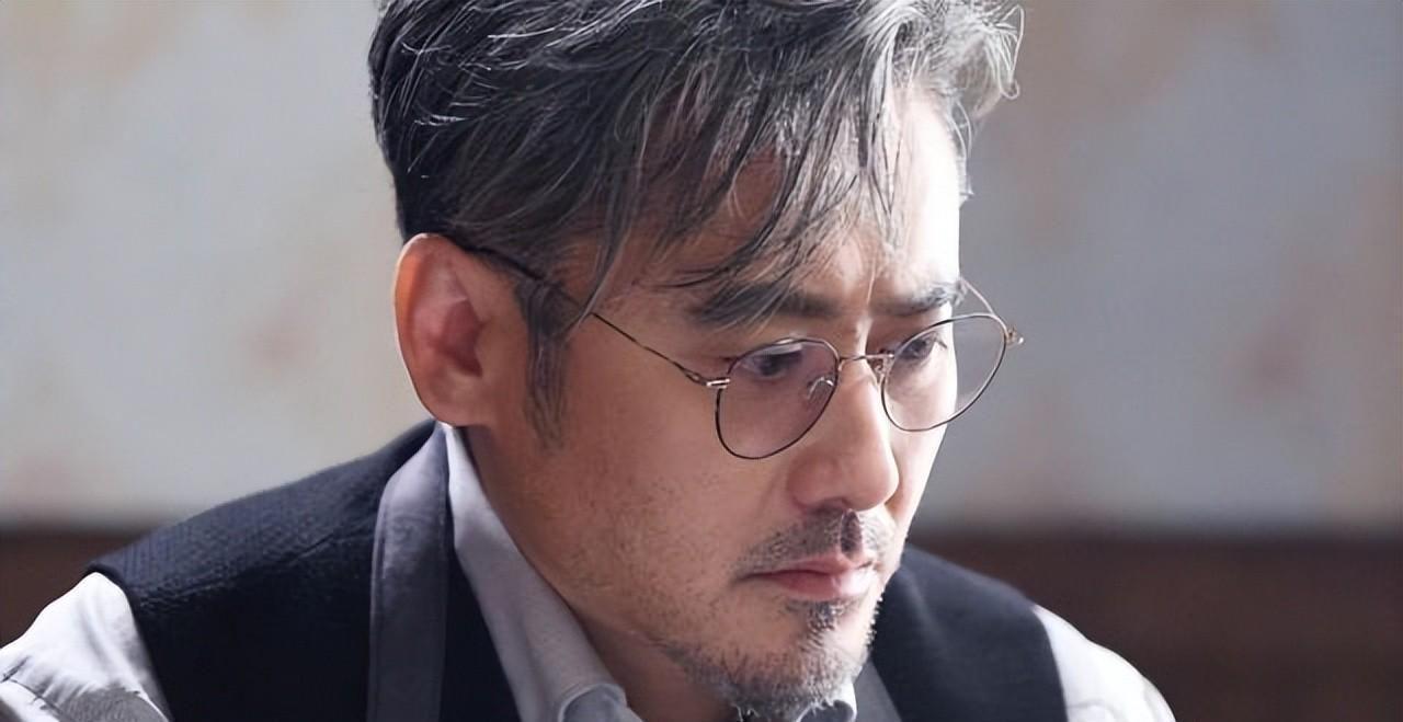 开云-善恶终有报！移居英国仅2年，57岁吴秀波再迎噩耗，步李易峰后尘