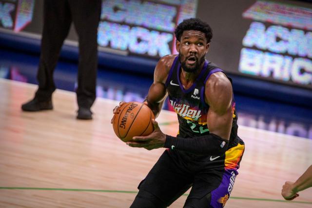 开云体育下载-总决赛首秀22+19！艾顿是压垮雄鹿的最后一根稻草？