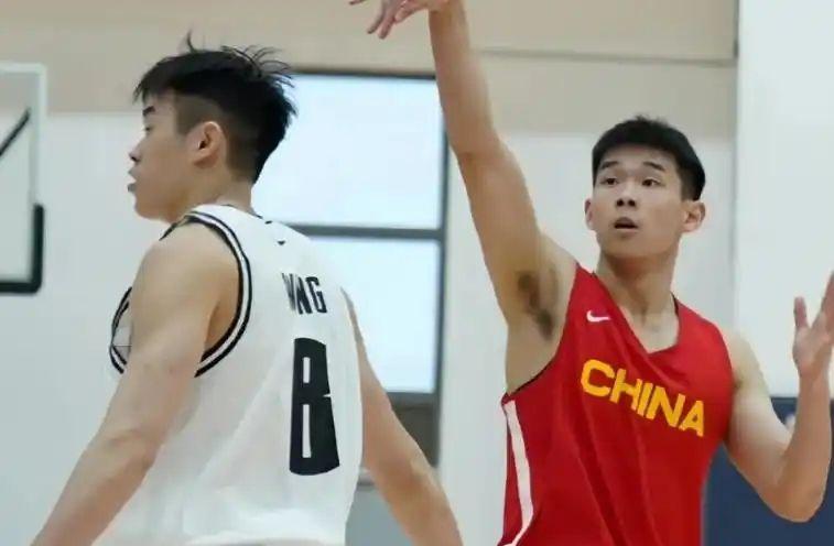 开云体育下载-CBA最应该在国家队的两名球员！一人得罪郭士强，一人触碰底线